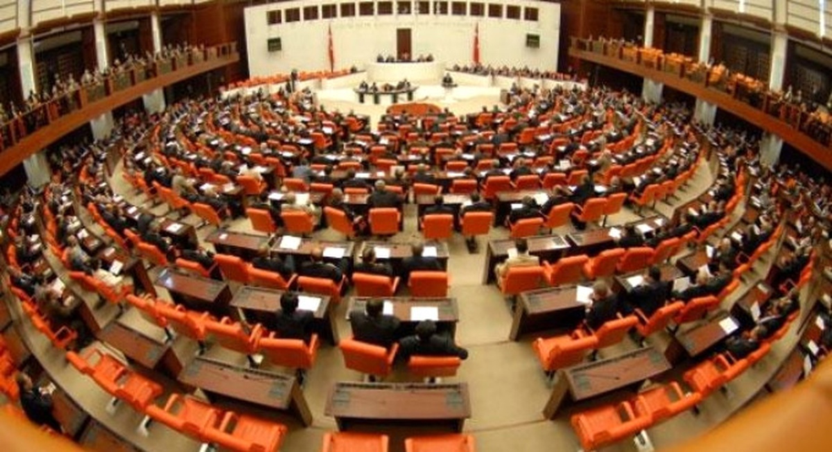 "Bilişim Teknolojileri ve Yazılım" Dersi Zorunlu Olacak Mı?