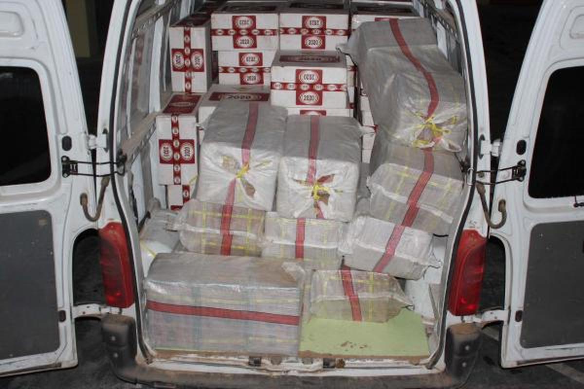 Gaziantep\'te Kaçak Sigaraya Tutuklama