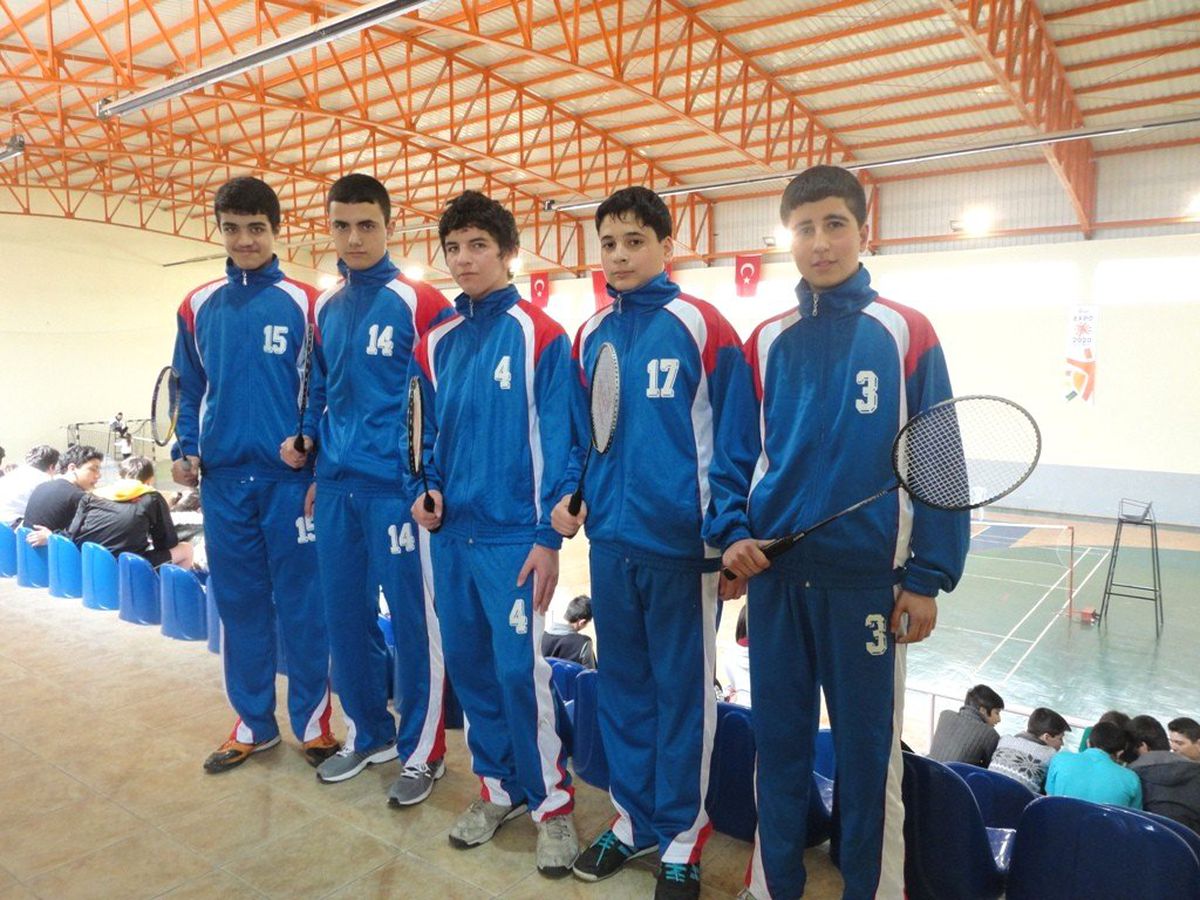 Ödemiş\'te 19 Mayıs Badminton Turnuvası Gerçekleştirildi