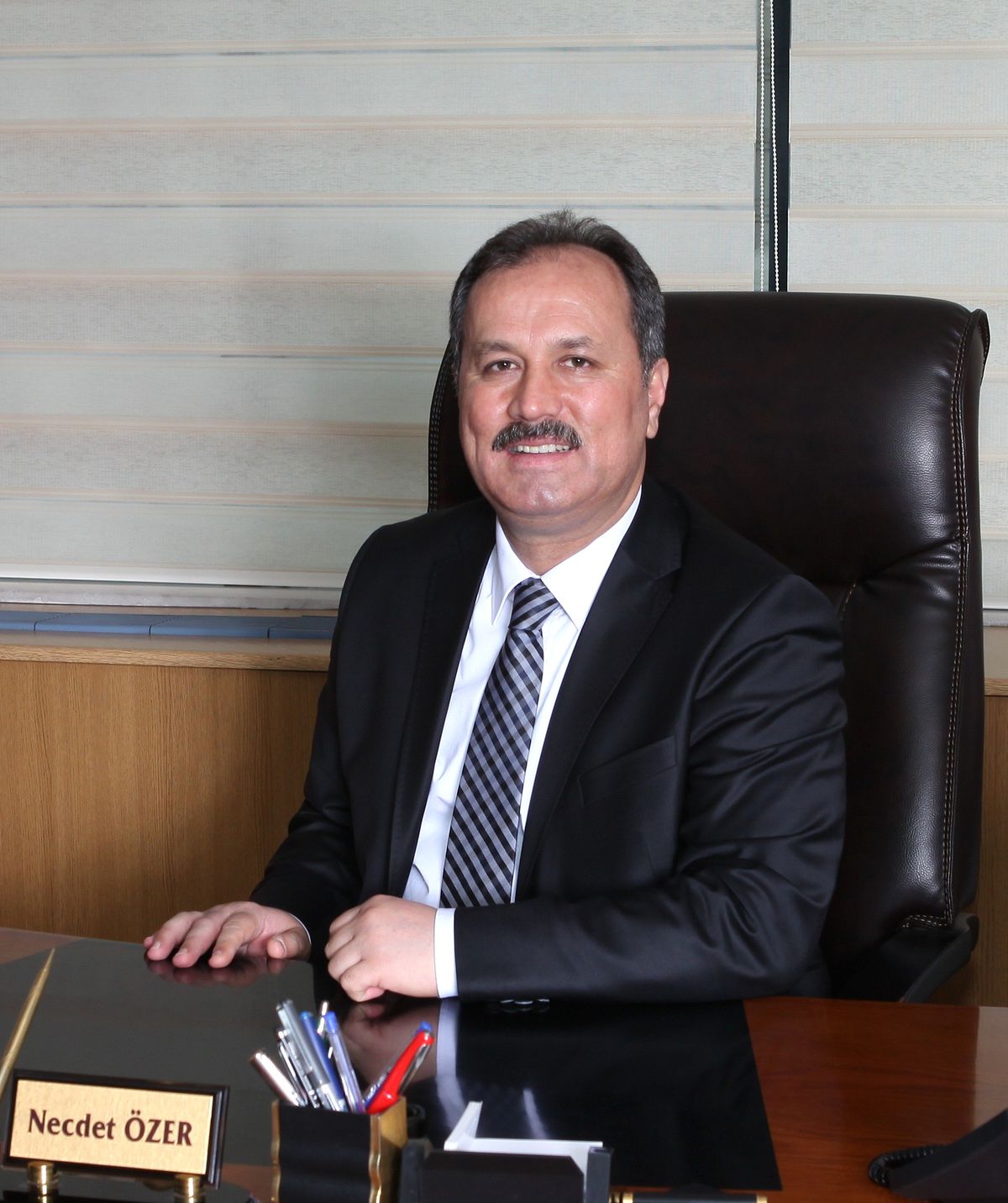 Özer\'den Anneler Günü Mesajı