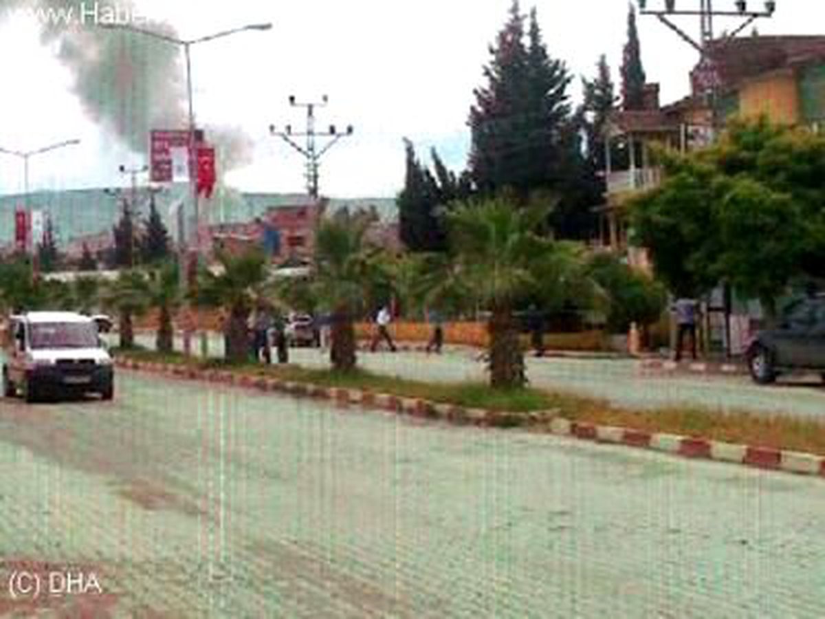 Reyhanlı\'da Patlama (1)