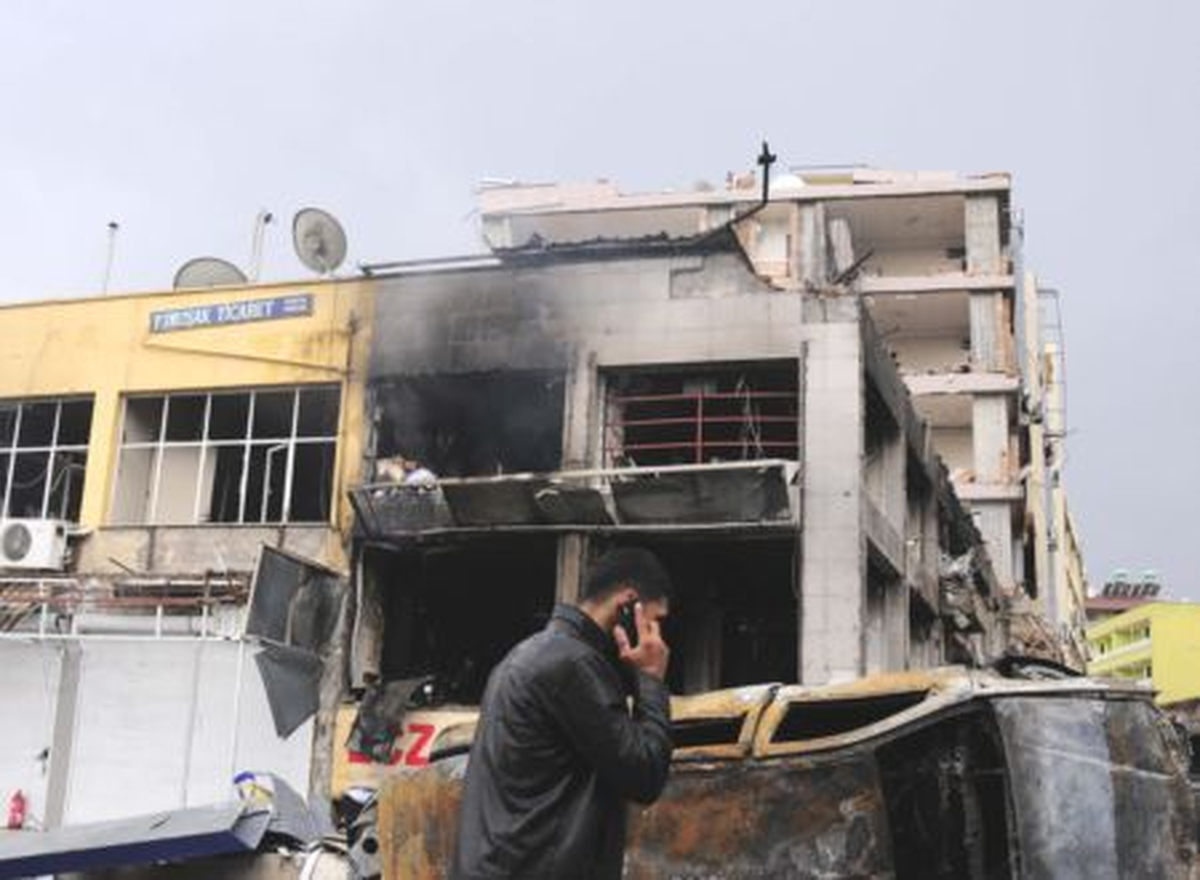 Reyhanlı\'da Patlamalar: 42 Ölü, 100 Yaralı (9)