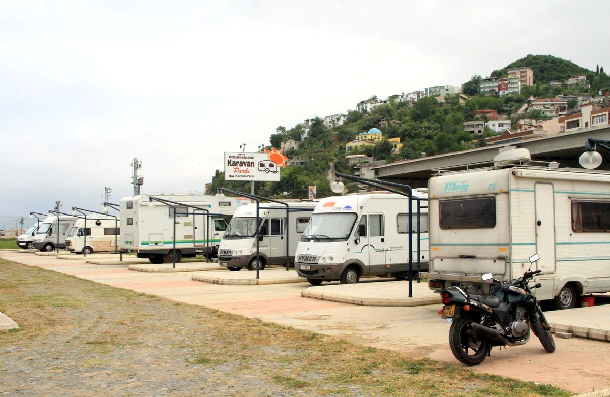 Samsun Karavan Parkı'na Turistlerden Yoğun İlgi
