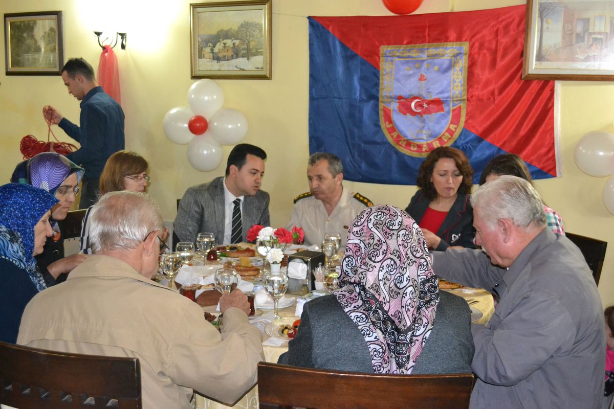 Şehit Anneleri Unutulmadı