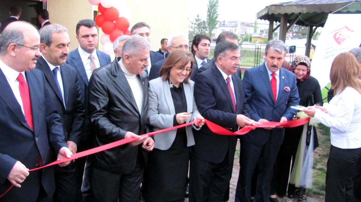 Sivas\'ta Sevgi Evleri Açıldı