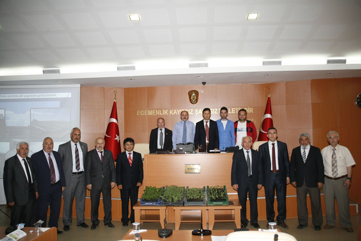 Sivaslı\'da Fide Üretimini Geliştirme Projesi
