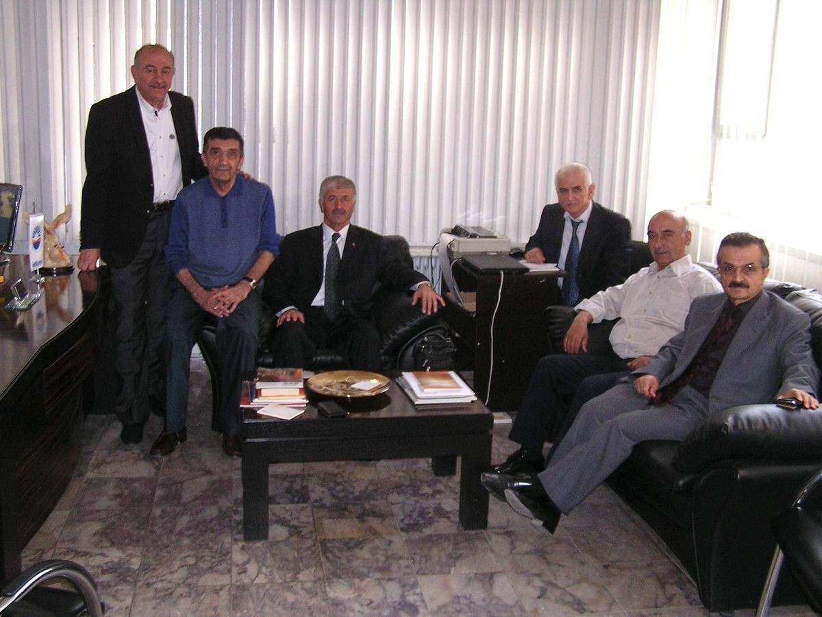 Turan Emeksiz 1973 Mezunları Derneği Kurulacak
