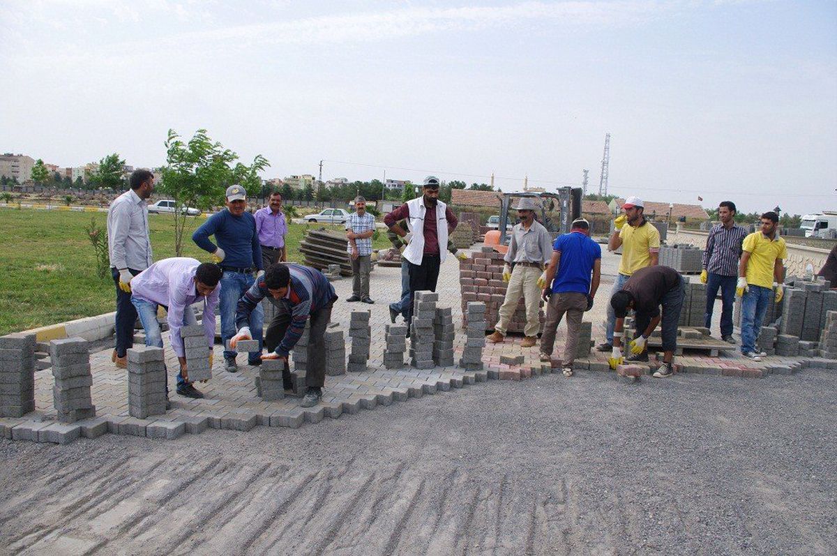 Viranşehir'de Kilitli Parke Döşeme Çalışmaları