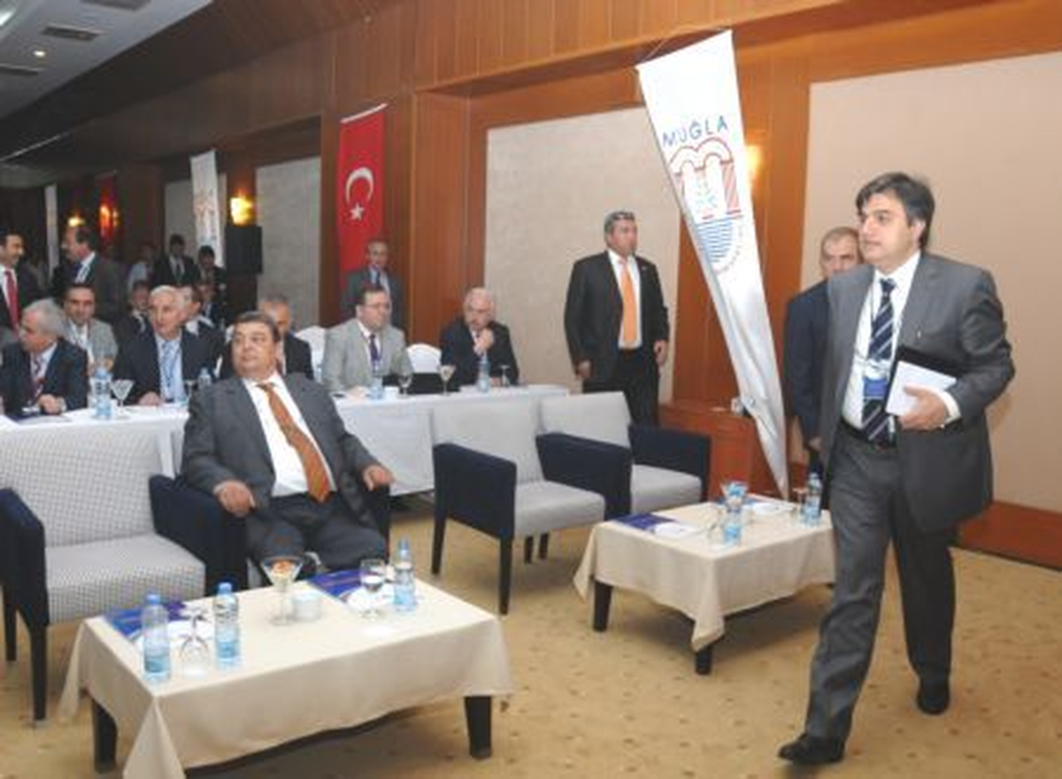 YÖK Başkanı Çetinsaya\'dan Doğu ve Güneydoğu\'ya Çözüm Süreci Ziyareti
