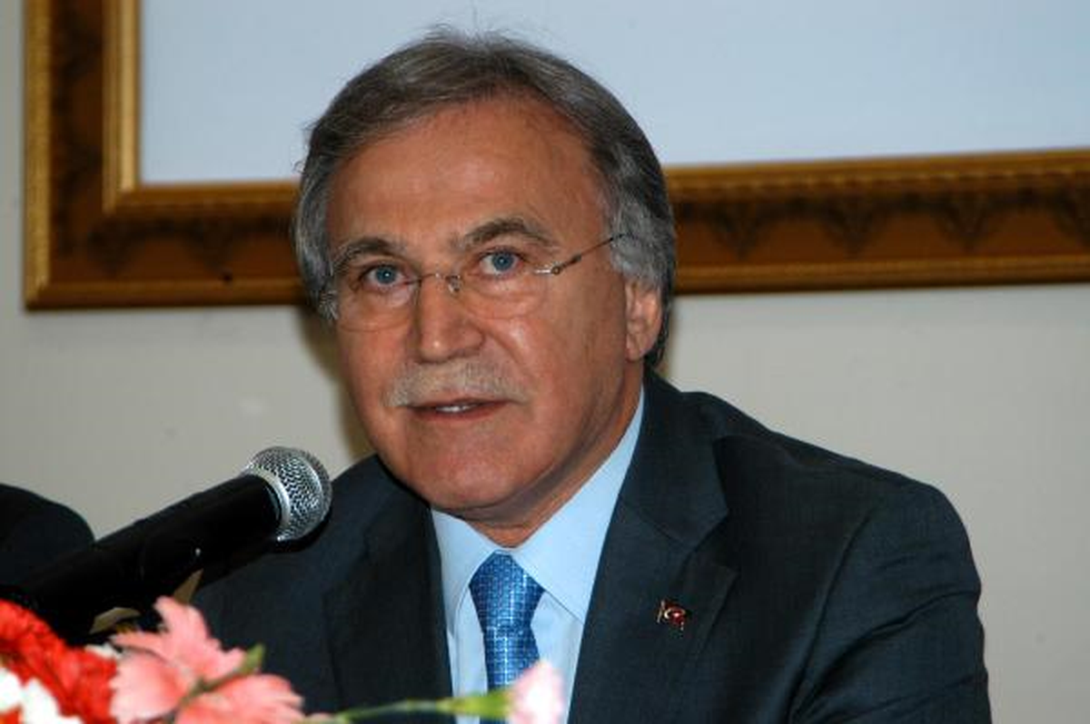 Şahin, Reyhanlı\'daki Saldırıyla İlgili Konuştu