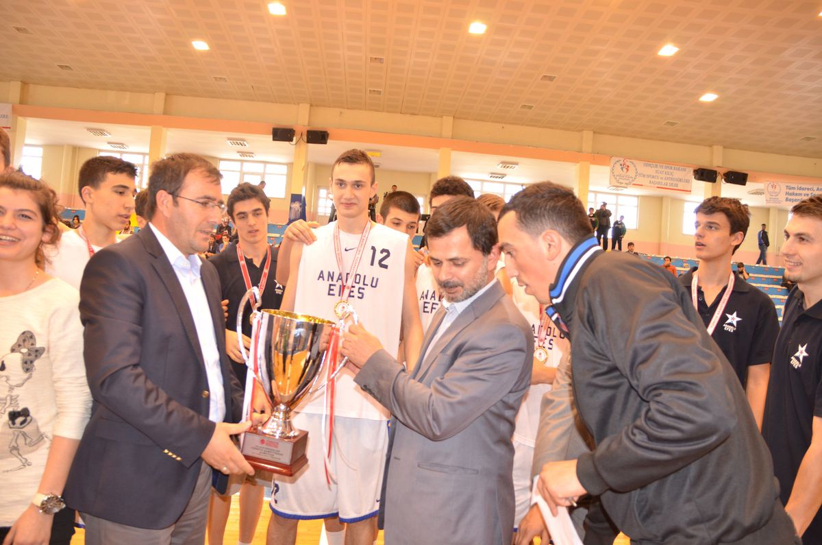Anadolu Efes Şampiyon