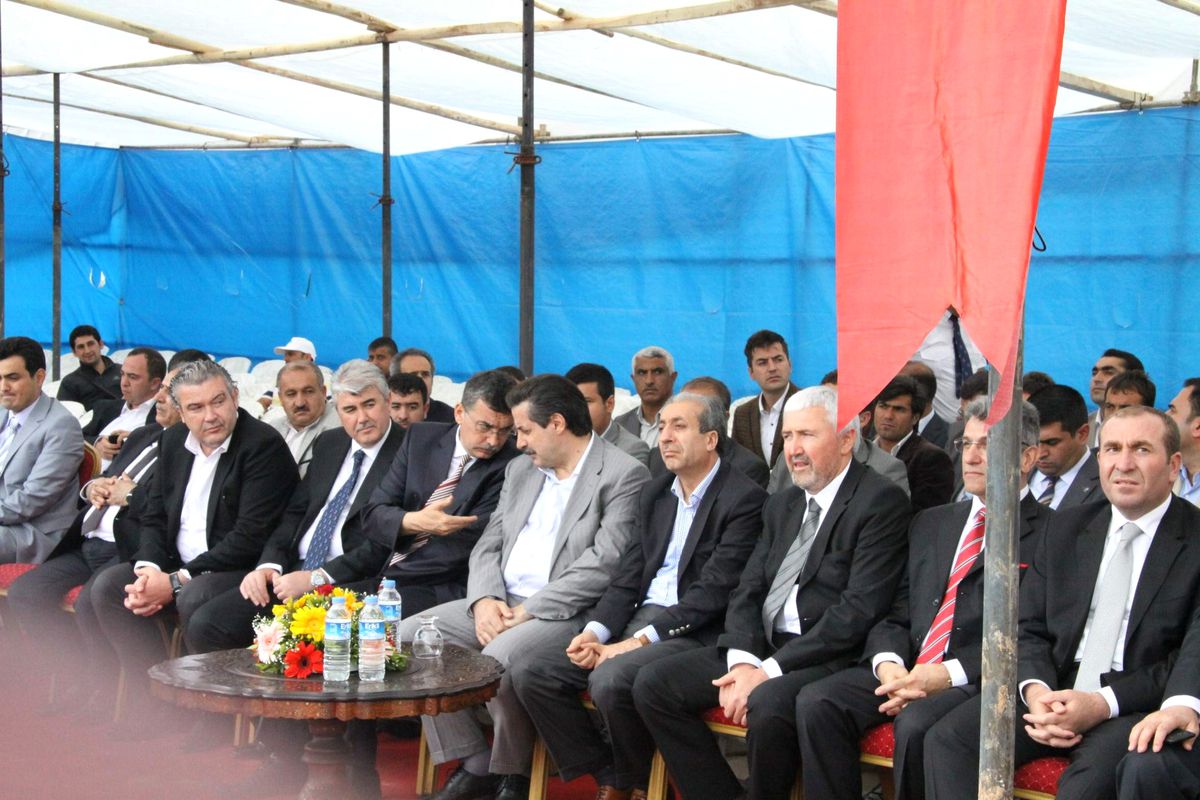 Bakanlar Şanlıurfa'da Hayvancılık Tesisini Gezdi