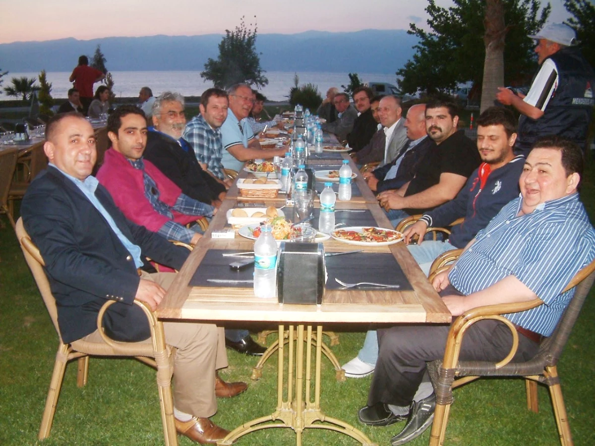 Bto'nun Yeni Yönetimi Yemekte Buluştu