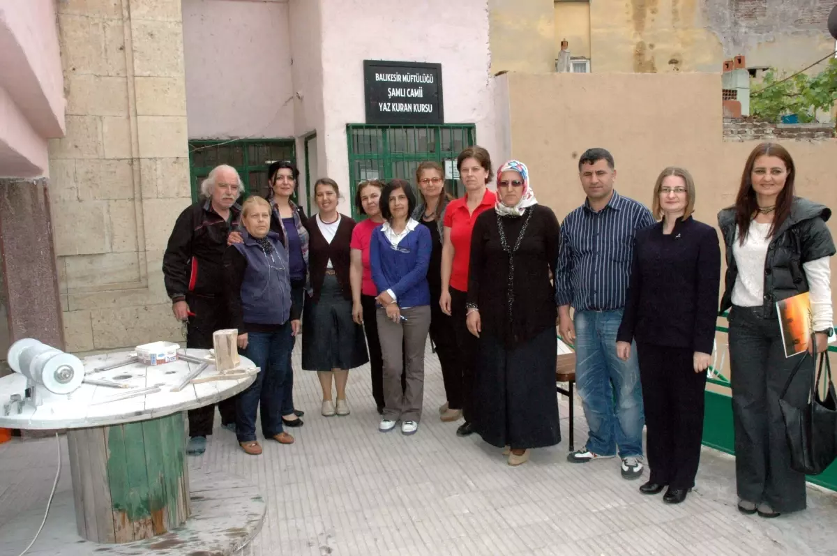 Camiler Annelere İş Atölyesi Oldu