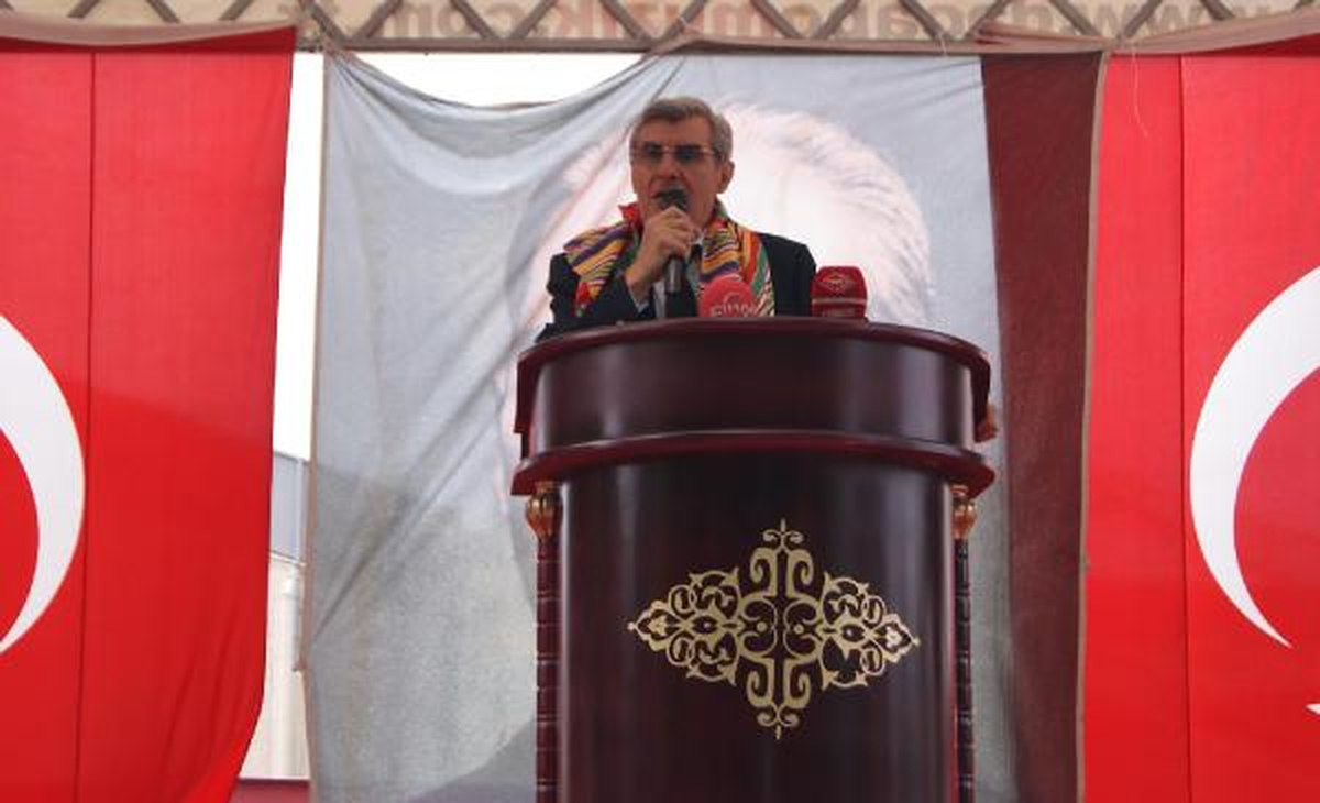 CHP\'li Tayan: Dimdik Durmak Mecburiyetindeyiz