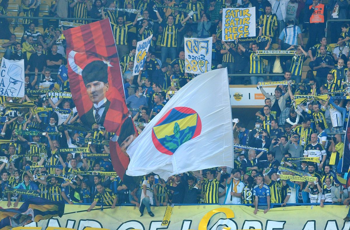 Fenerbahçe-Galatasaray Maçı 0-0 Devam Ediyor