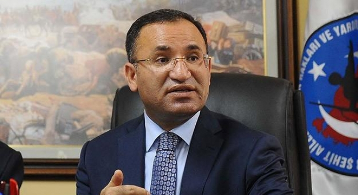 İslam Üniversitesi Geliyor