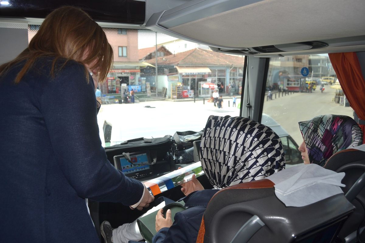 Metro Anneleri Unutmadı