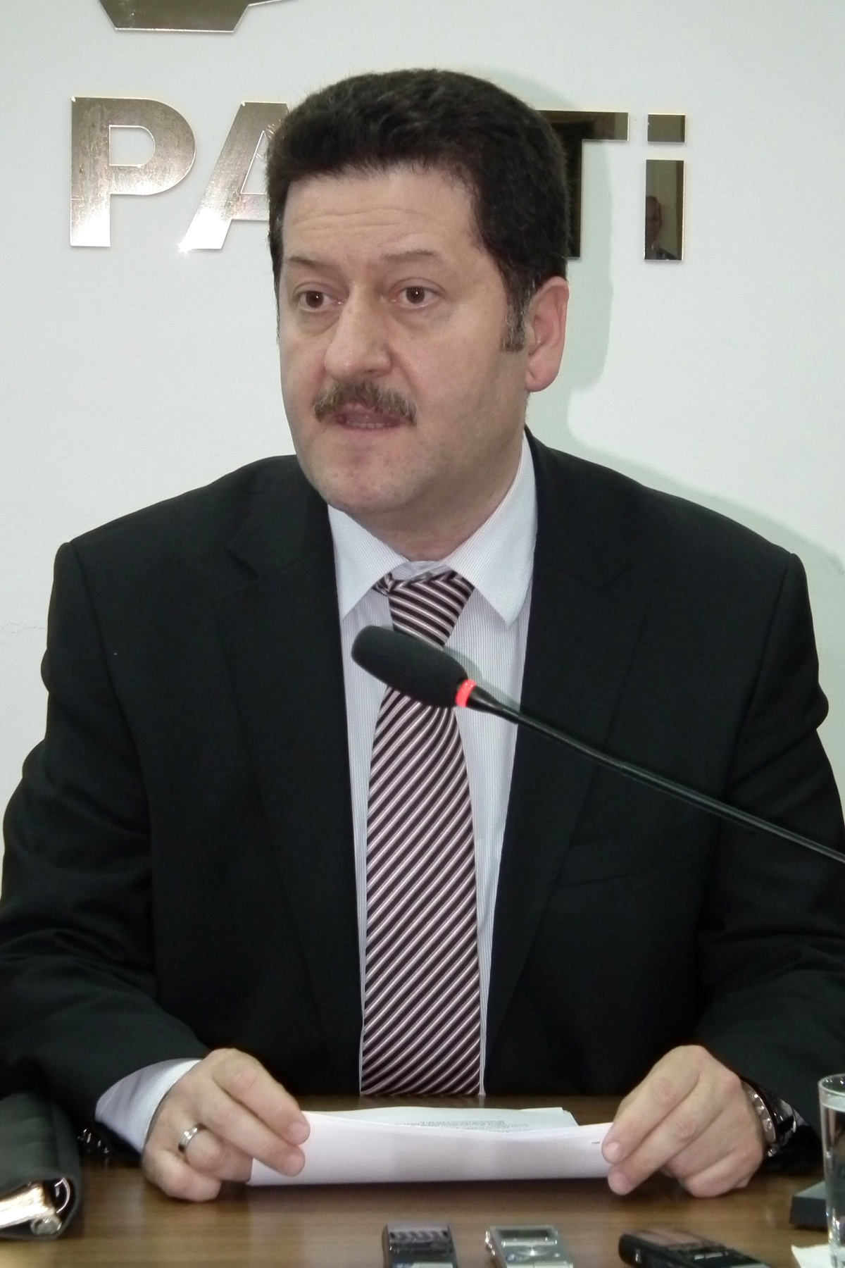 Milletvekili Kinay, Özelleştirilen İşletmelerin İşçileri ile Bir Araya Geldi