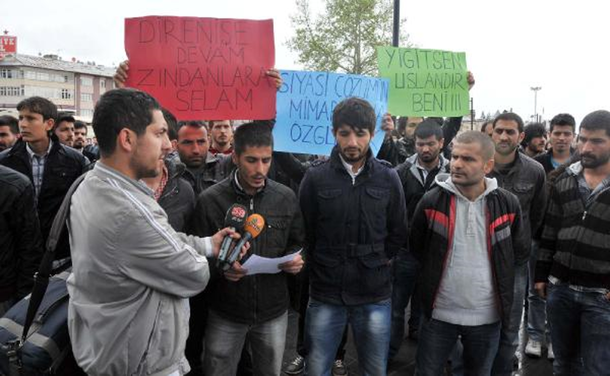 Öğrencilerden \'Hapis Cezası\' Tepkisi