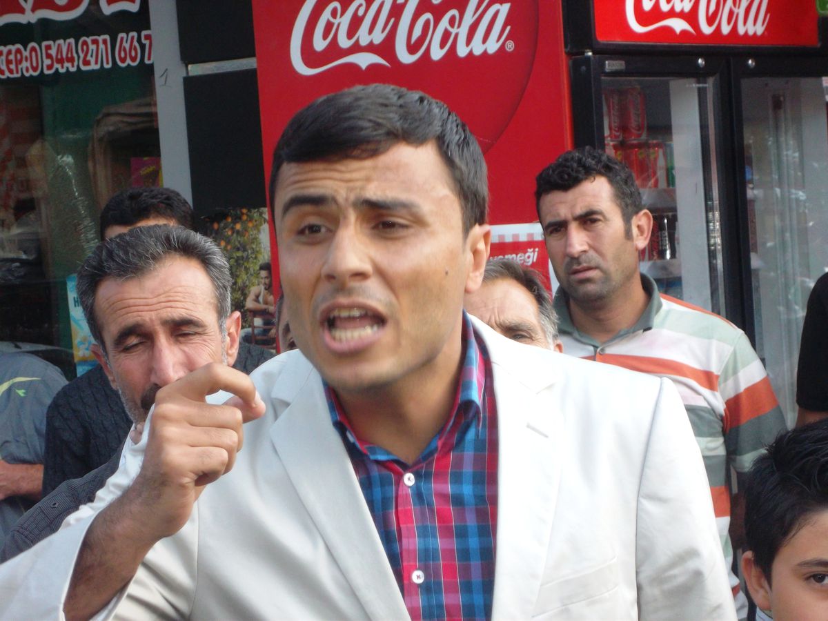 Reyhanlı\'daki Saldırılara Kınama
