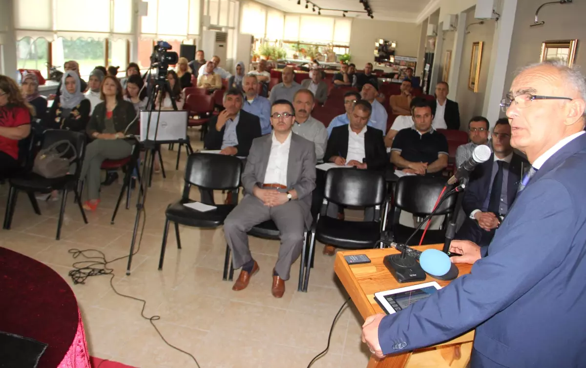 Samsun Büyükşehir Belediye Başkanı Yusuf Ziya Yılmaz, Karabük Siyaset Akademisinde