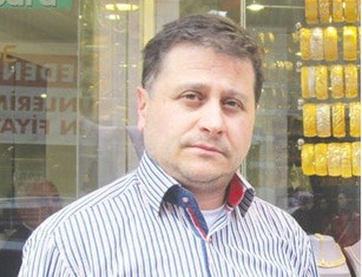 Silahlı Saldırıya Uğrayan İş Adamı Ağır Yaralandı