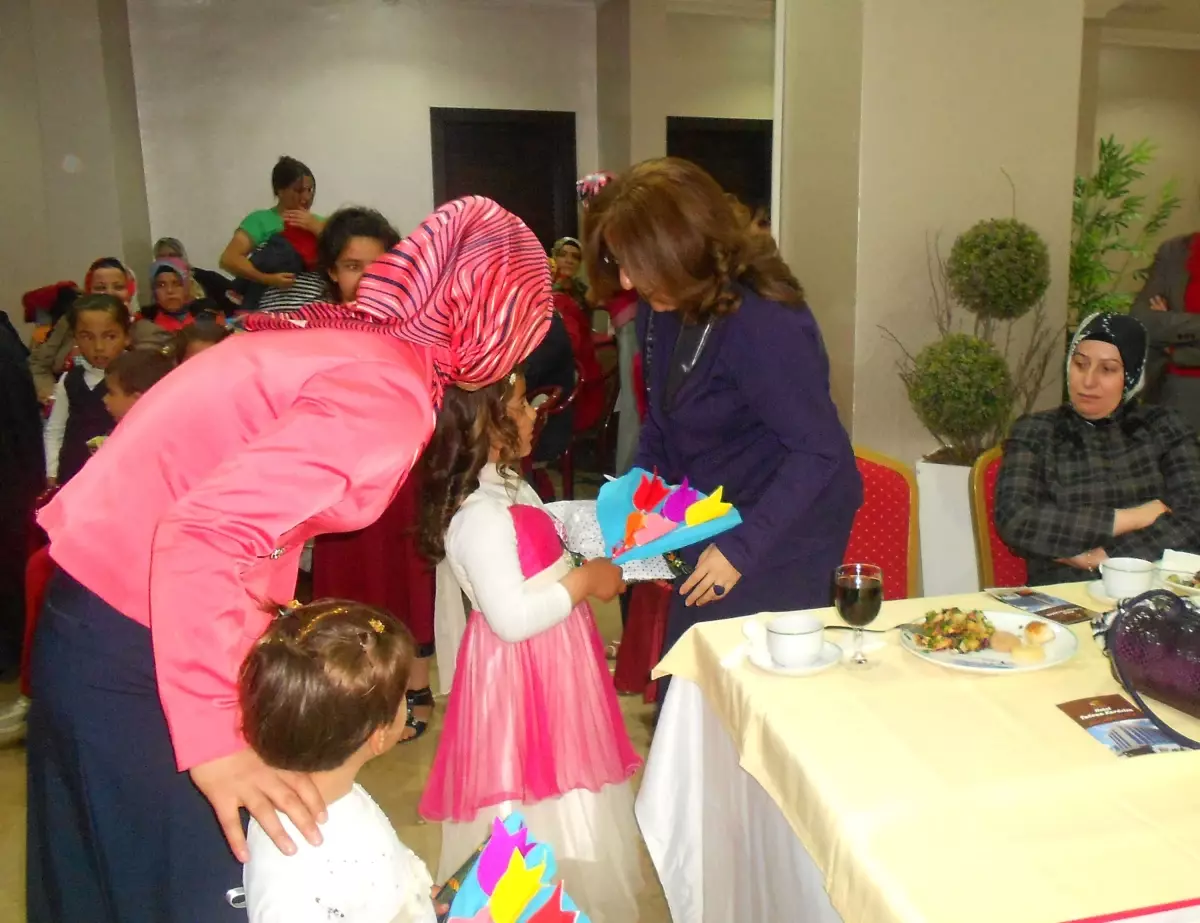 Tatvan Tadem Anneleri Unutmadı