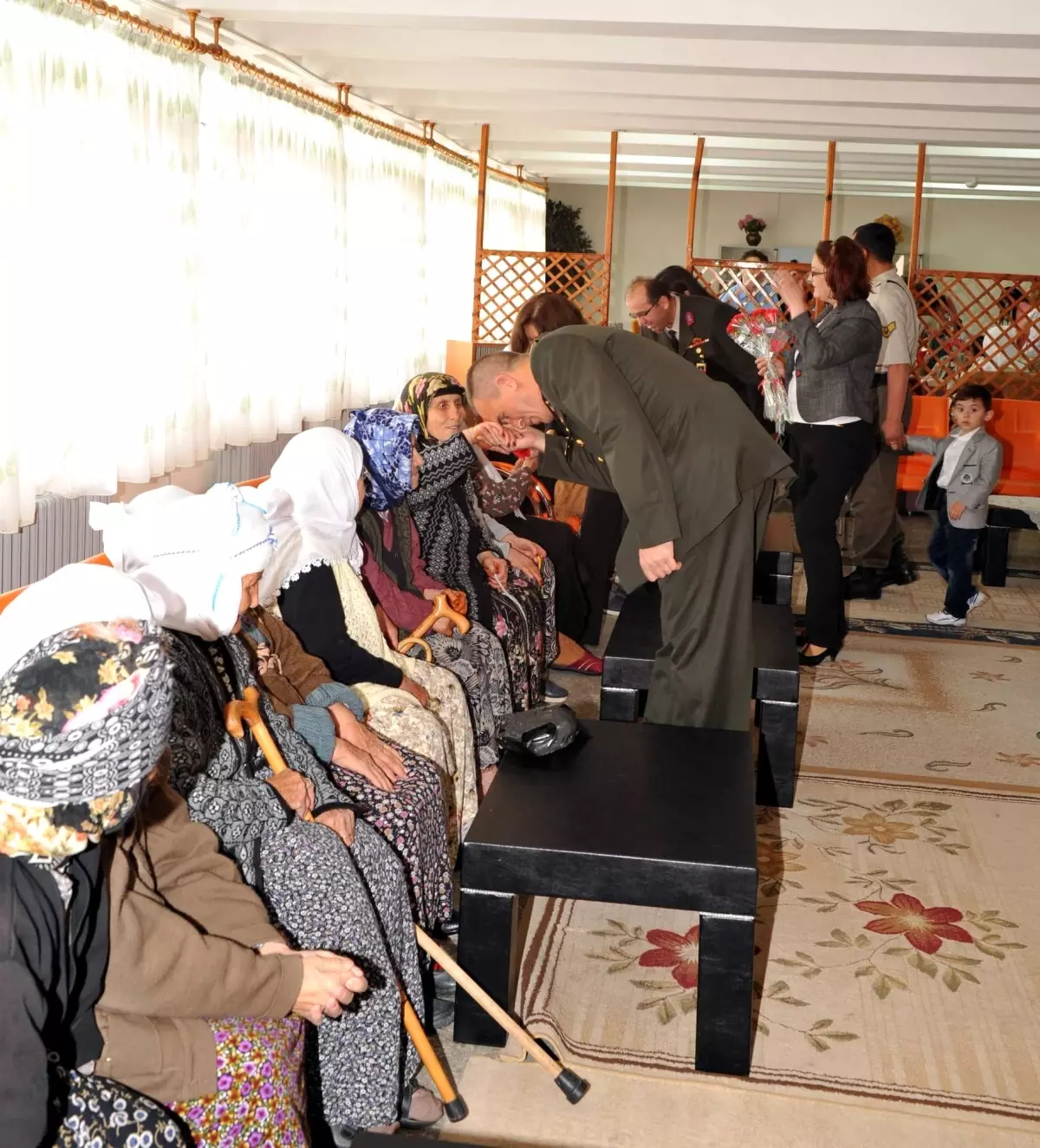 Uşak'ta 'Anneler Günü' Etkinlikleri