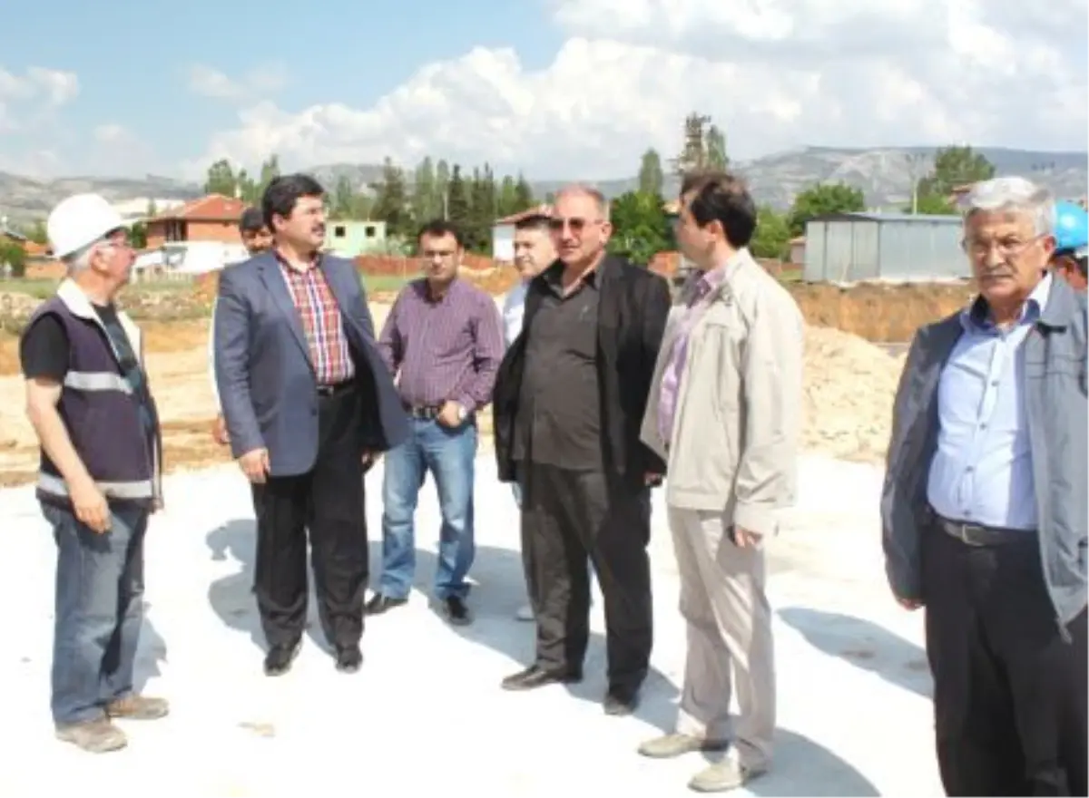 AK Parti Genel Merkezi Hukuk Müşaviri Özkaya, Dinar\'da