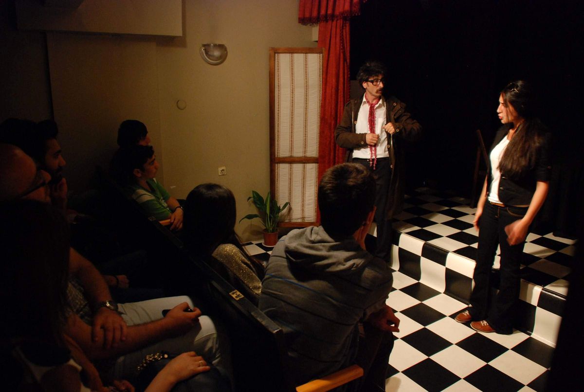 Altı Tiyatro, Üstü Lokanta