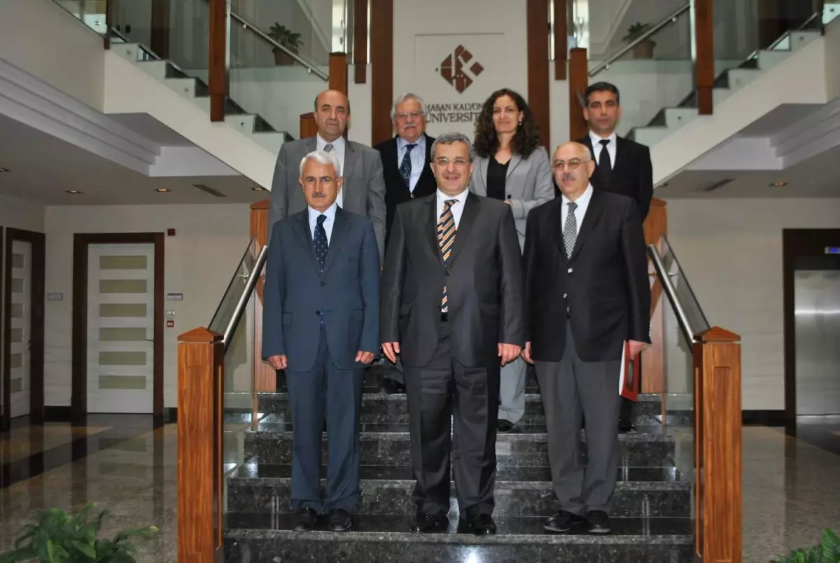 Bakan Yardımcısı Kavranoğlu\'ndan Hkü\'ye Ziyaret