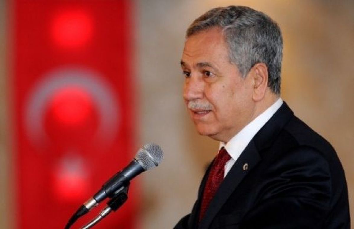 Başbakan Yardımcısı Arınç."Kenya\'dan Getirildiği Zaman Can Havliyle \'Ben Size Hizmet Edebilirim,...