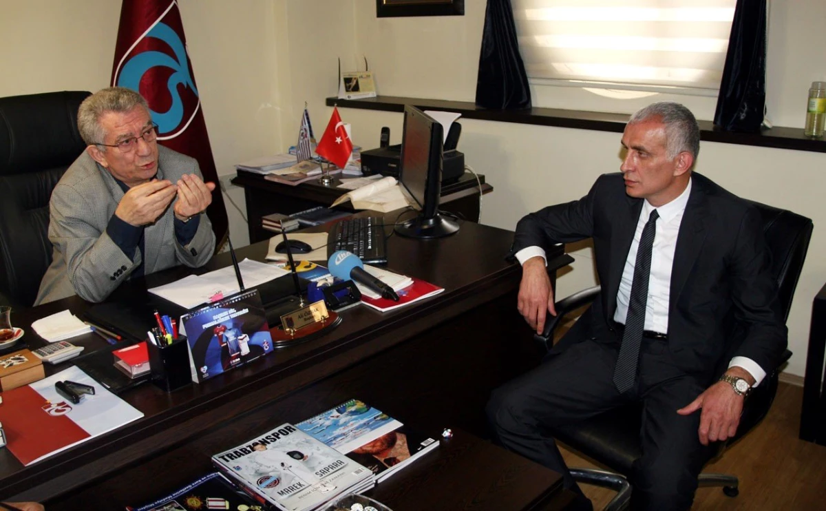 Başkan Adayı Hacıosmanoğlu, Fenerbahçe Başkanı Aziz Yıldırım\'a Göndermede Bulundu