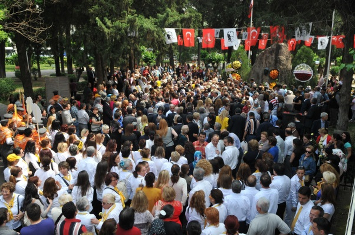 'Bir Anne İsterse Dünyayı Değiştirir'