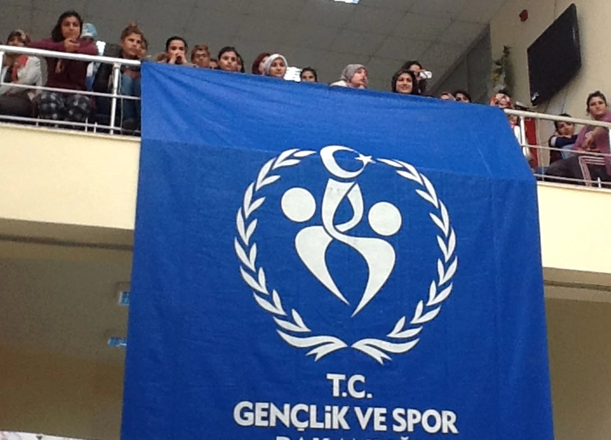Bitlis\'te \'Sporu Tanıtma ve Sevdirme\' Etkinliği