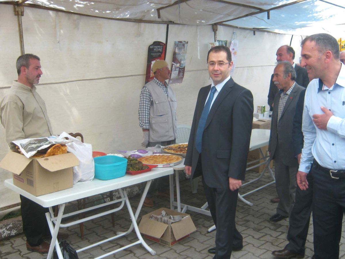 Bünyan Gülveren Derneği\'nden Yardım Kermesi