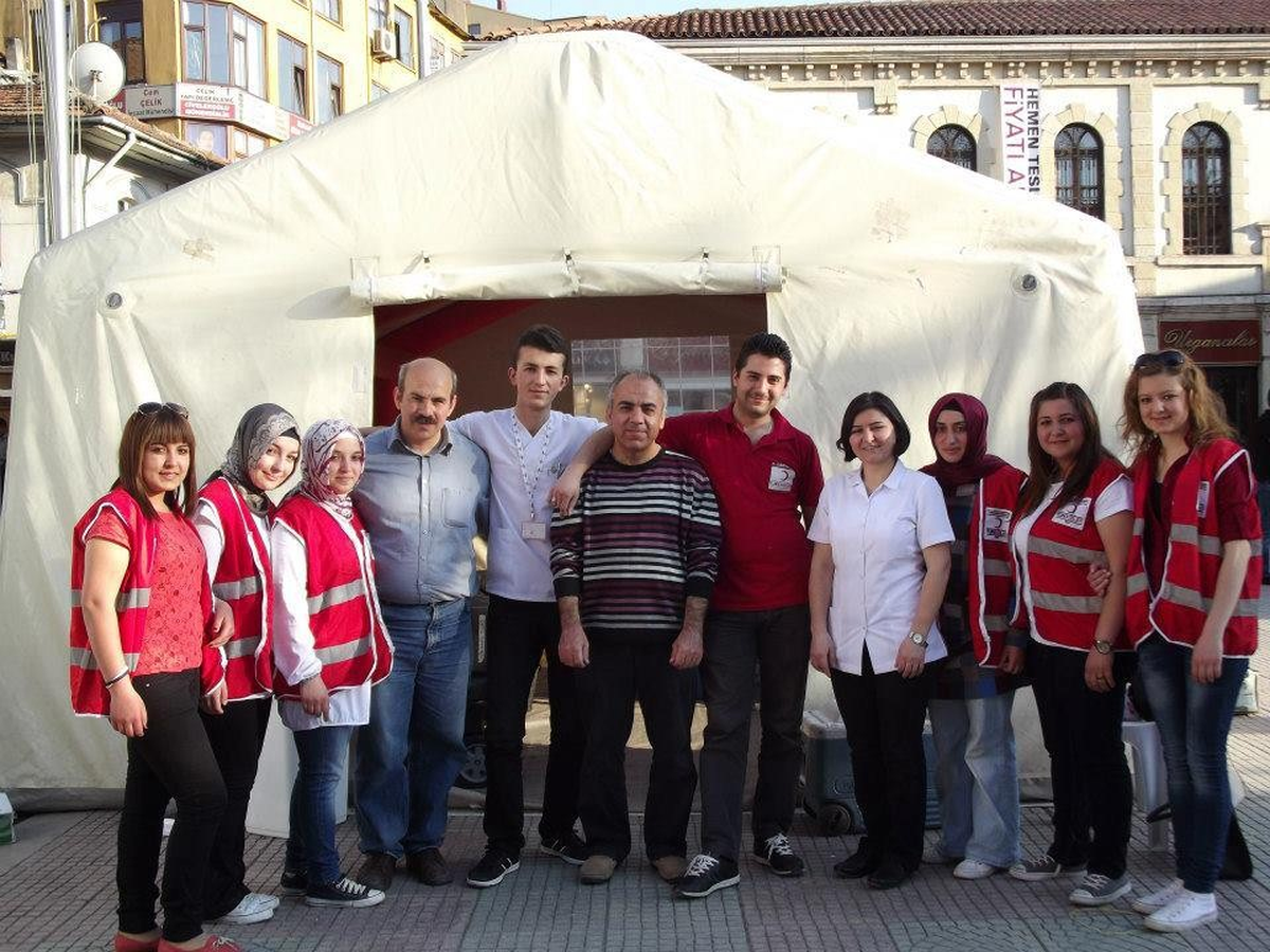 Devrekani Myo Öğrencilerinin Kan Bağışı Kampanyası