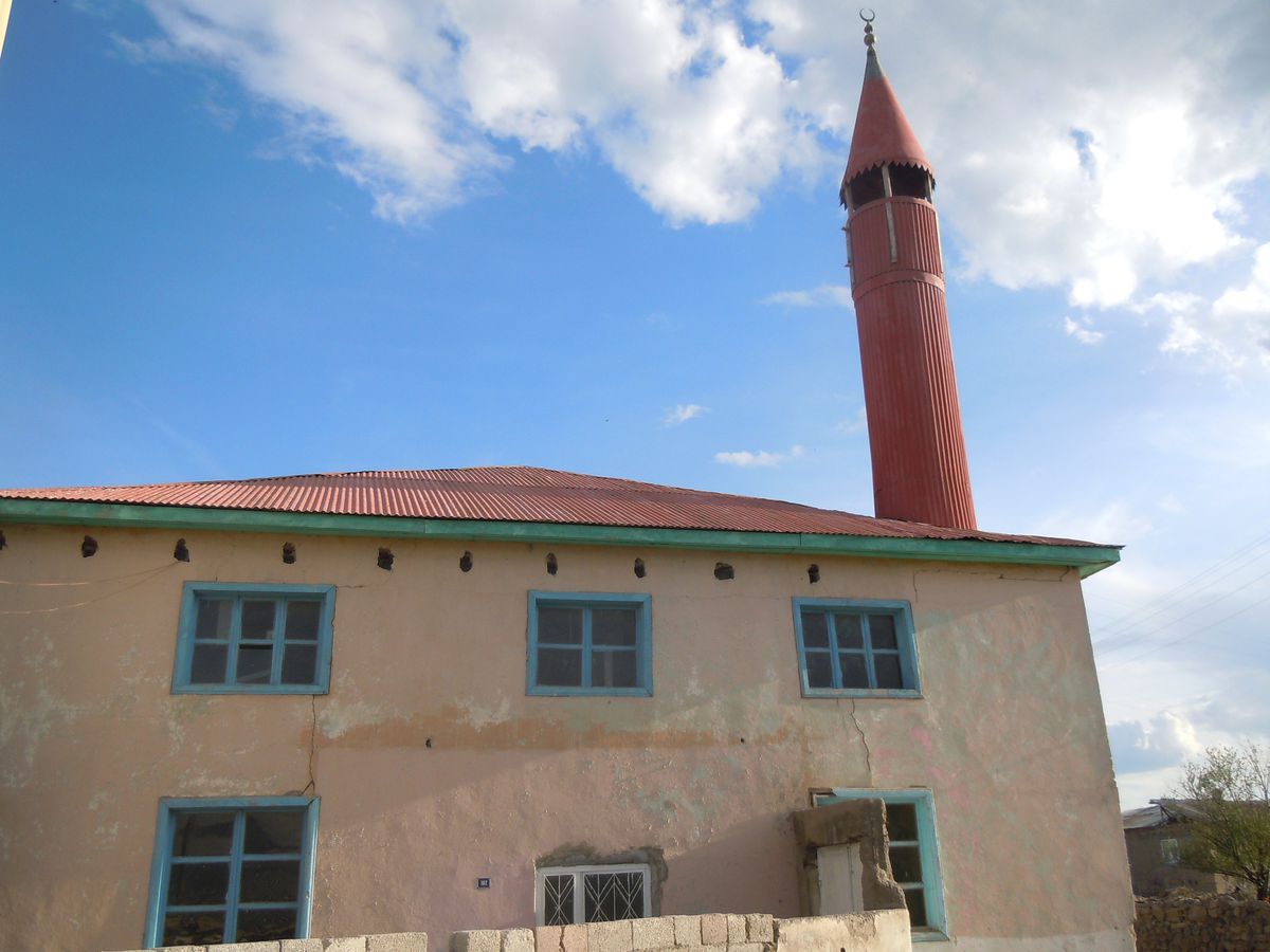 Duman Köyüne Yeni Camii