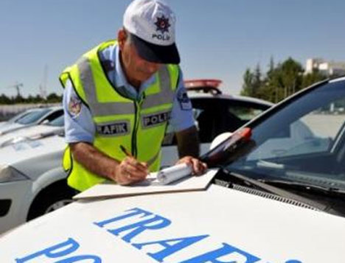 Elazığ\'da Nisan Ayında 763 Bin Liralık Trafik Cezası Kesildi
