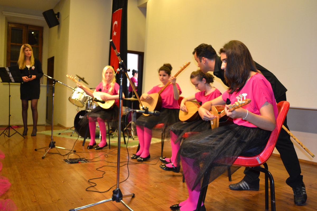 Engellilerden Müzik Ziyafeti