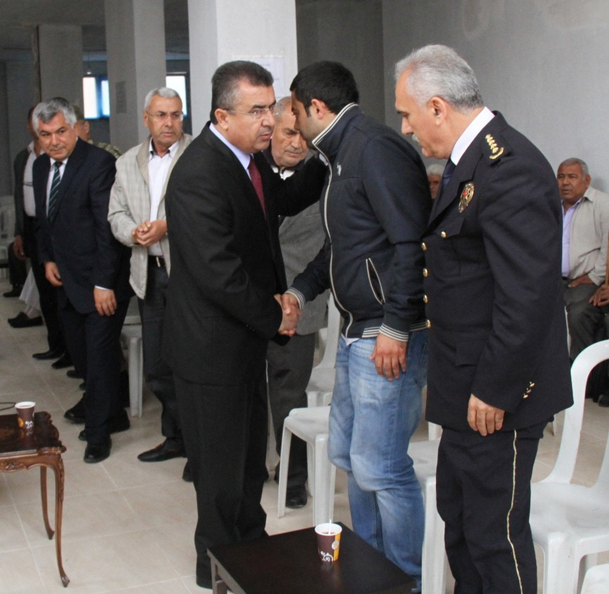 Hatay Valisi\'nden Taziye Ziyaretleri