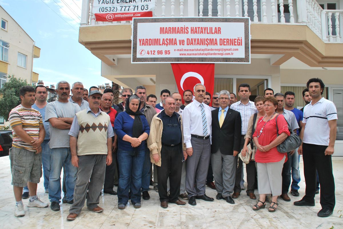 Marmaris Hataylılar Derneği Reyhanlı\'daki Saldırıyı Kınadı