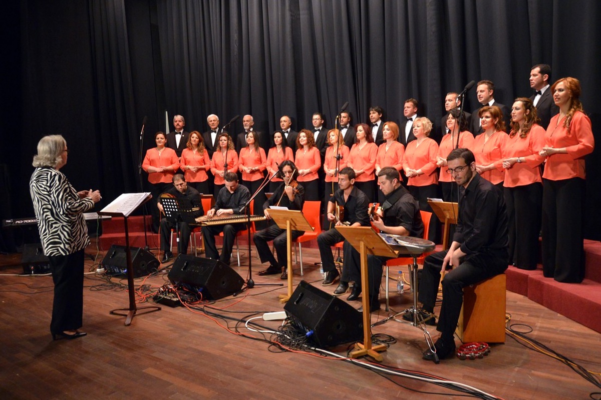 Türk Sanat Müziği Korosundan Annelere Özel Konser