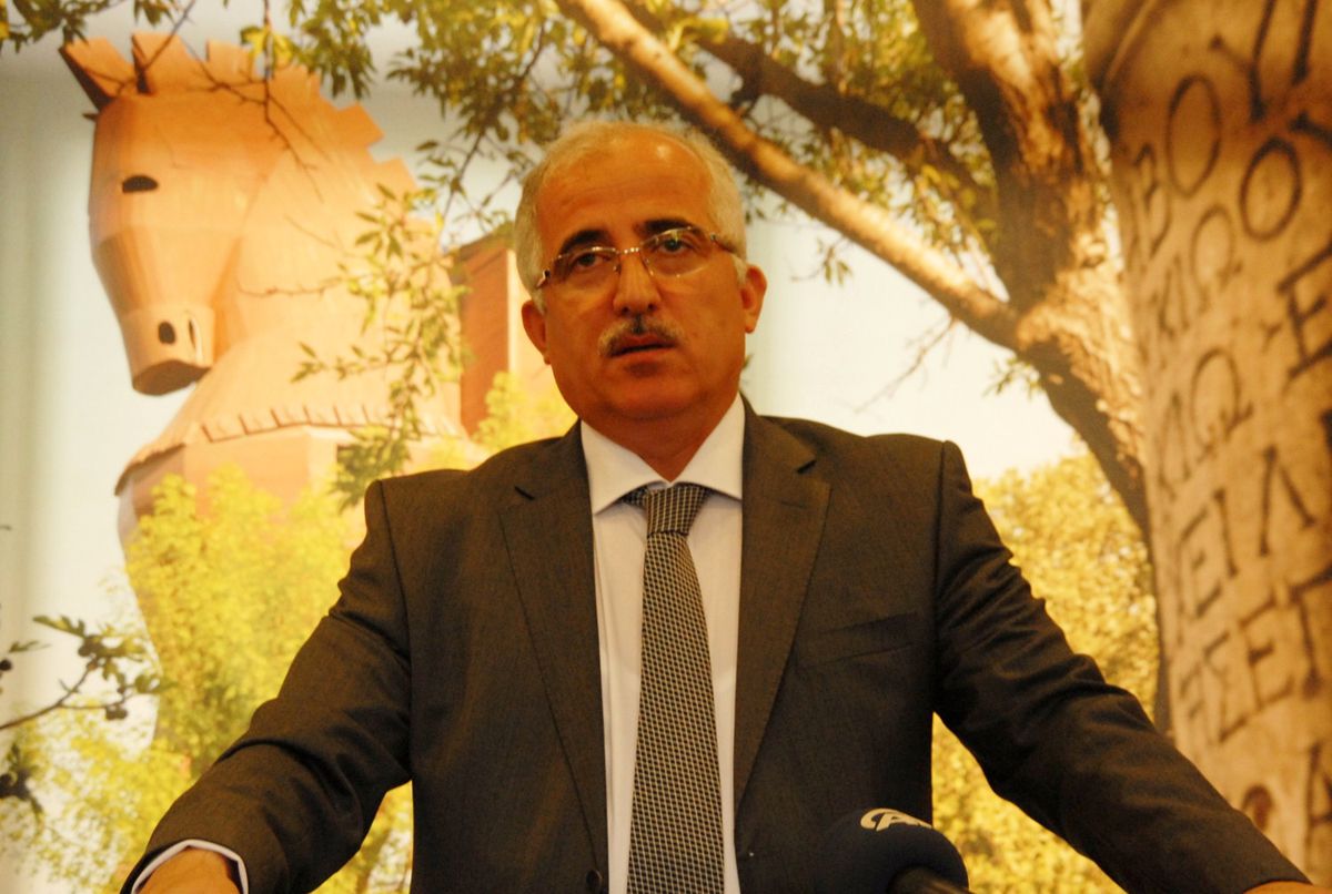 Vali Tuna Sıal Fuarını Değerlendirdi
