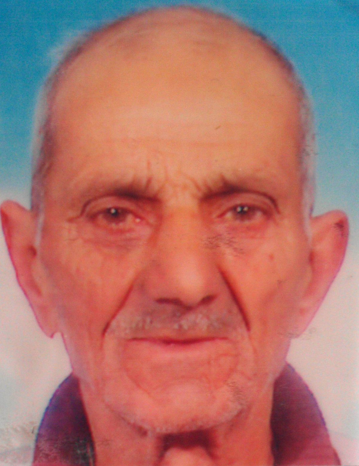 Yaşlı Adam Huzurevi Bahçesinde İntihar Etti
