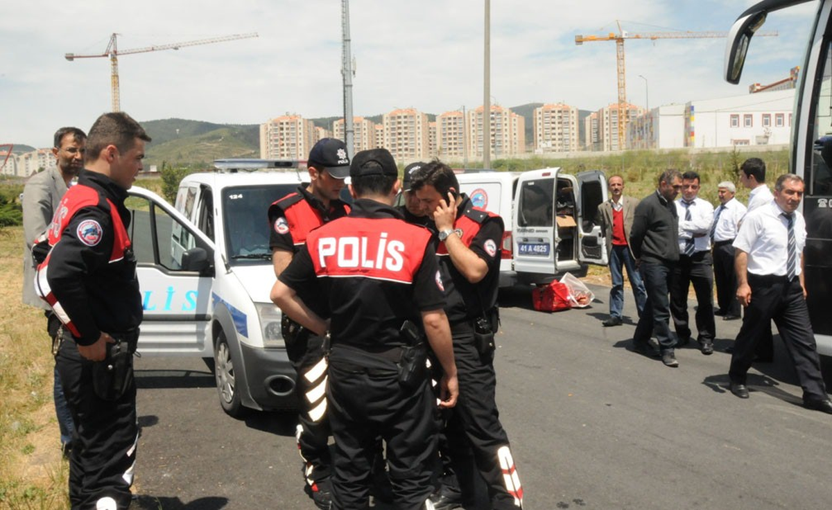 Yolcu Otobüsünde Kaçak Sigara Ele Geçirildi