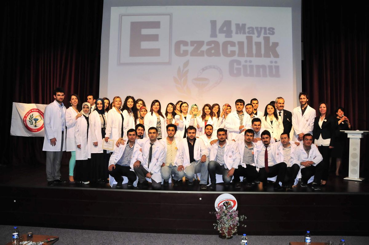 14 Mayıs Eczacılık Günü