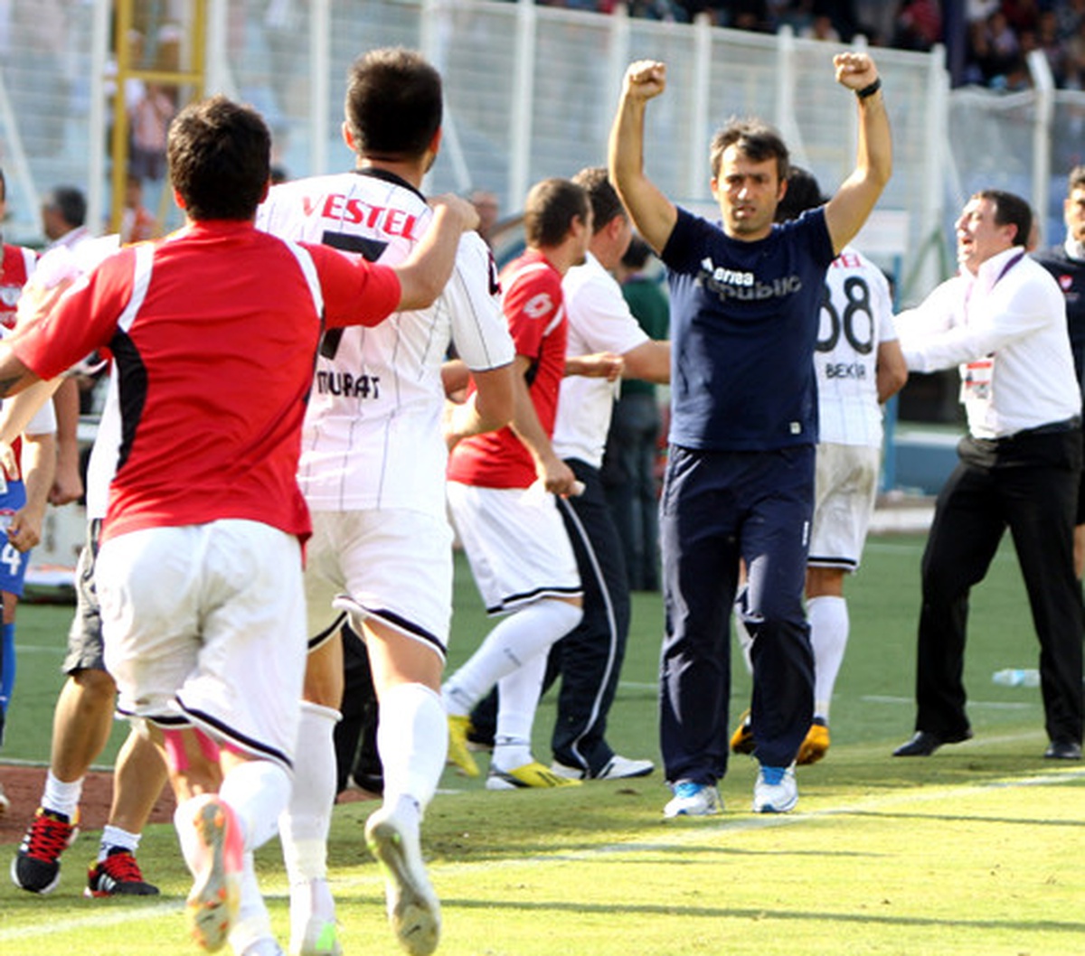 Adana Demirspor Süper Ligi İstiyor
