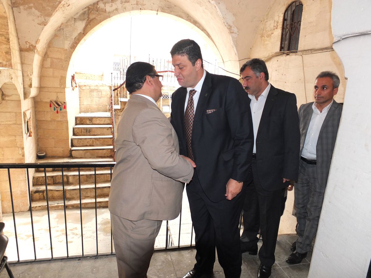 AK Parti Mardin İl Teşkilatı\'ndan Engelliler Derneği\'ne Ziyaret